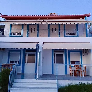 Vila Gusti , Borş Arnavutluk